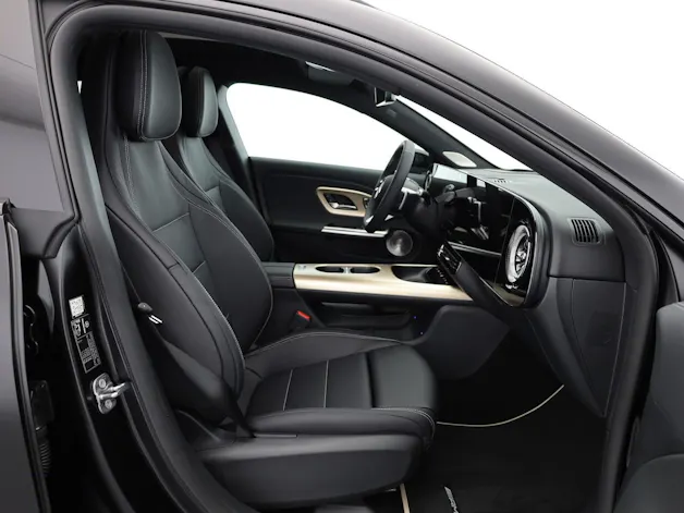 MERCEDES-BENZ CLA Shooting Brake 220 4Matic 8G-DCT