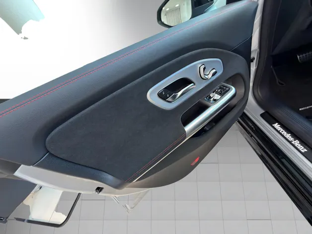 MERCEDES-BENZ CLA 220 8G-DCT 4Matic