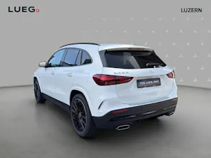 MERCEDES-BENZ GLA 200 Night Star 7G-DCT