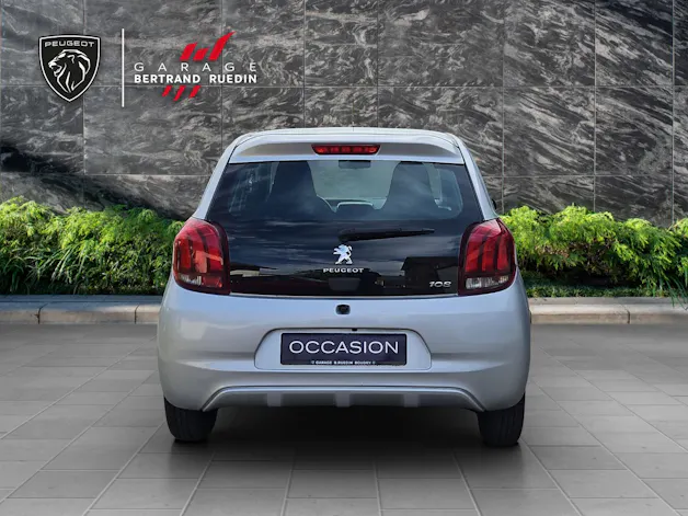 PEUGEOT 108 1.2 VTi Allure