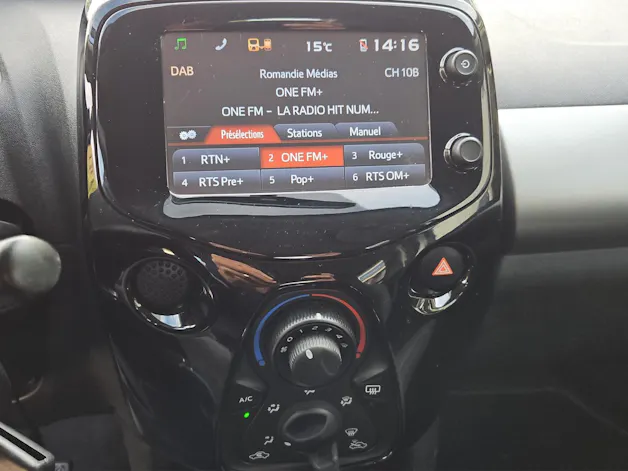 PEUGEOT 108 1.2 VTi Allure