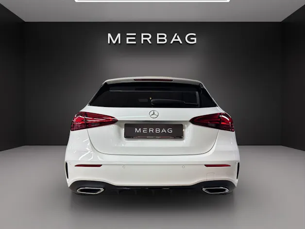 MERCEDES-BENZ A 200 AMG Line