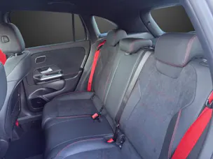 MERCEDES-BENZ GLA AMG 45 S 4M+8G-DCT