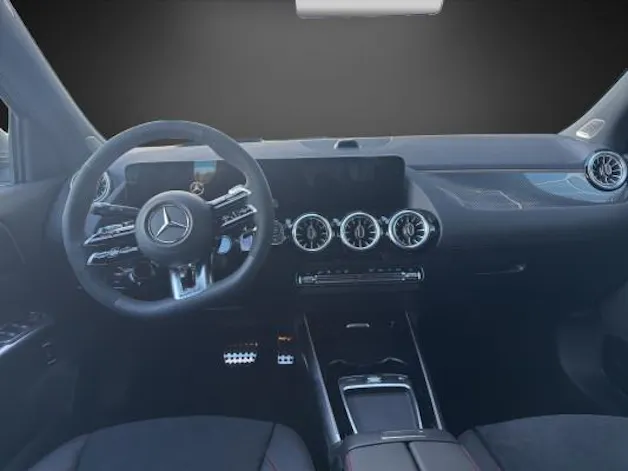 MERCEDES-BENZ GLA AMG 45 S 4M+8G-DCT