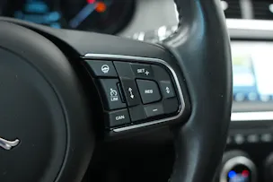 Jaguar E-Pace 2.0 P250 R-Dynamic SE AWD Automatik