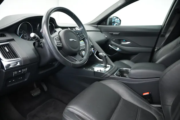 Jaguar E-Pace 2.0 P250 R-Dynamic SE AWD Automatik