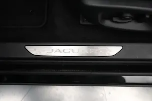 Jaguar E-Pace 2.0 P250 R-Dynamic SE AWD Automatik