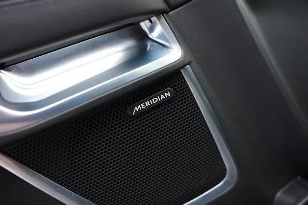 Jaguar E-Pace 2.0 P250 R-Dynamic SE AWD Automatik