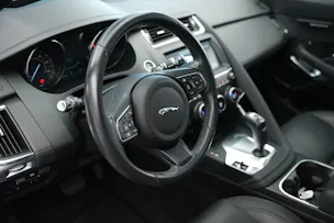 Jaguar E-Pace 2.0 P250 R-Dynamic SE AWD Automatik