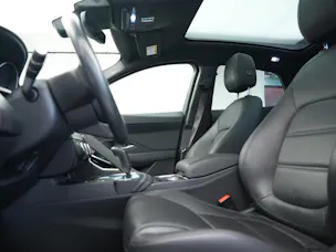 Jaguar E-Pace 2.0 P250 R-Dynamic SE AWD Automatik