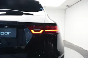 Jaguar E-Pace 2.0 P250 R-Dynamic SE AWD Automatik
