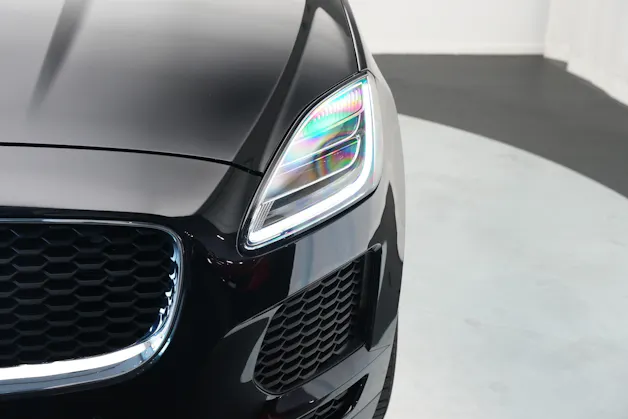 Jaguar E-Pace 2.0 P250 R-Dynamic SE AWD Automatik