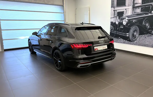 AUDI A4 Avant 40 TDI advanced Attraction quattro S-tronic