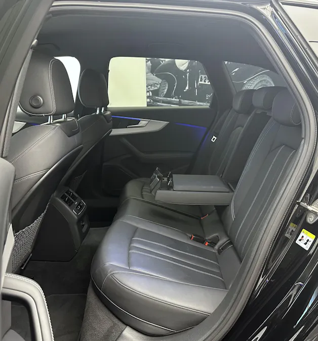 AUDI A4 Avant 40 TDI advanced Attraction quattro S-tronic