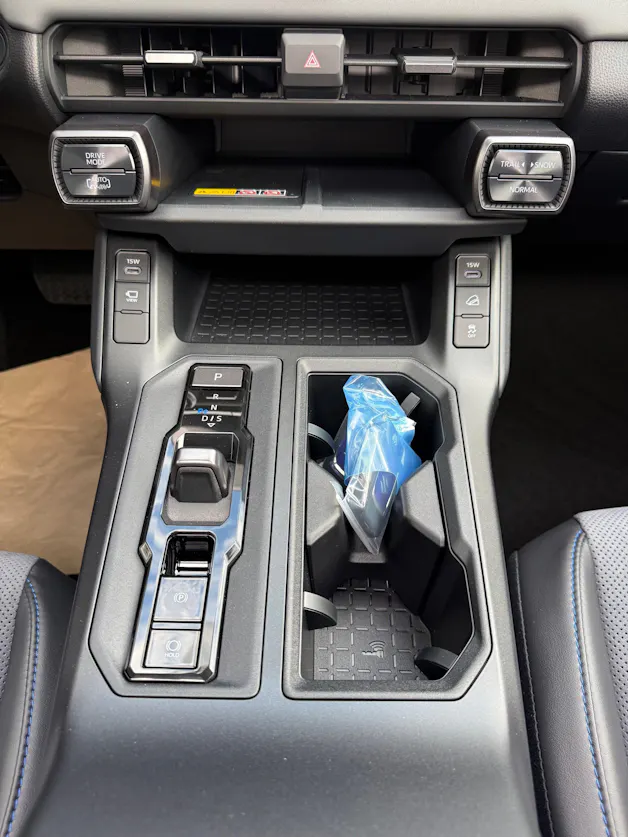 Suzuki Across 2.5 Plug-in-Hybrid Compact Top E-CVT