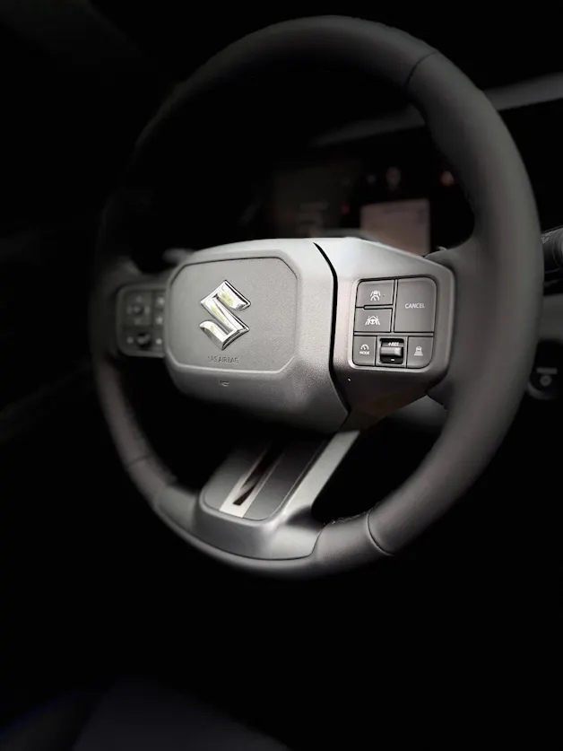 Suzuki Across 2.5 Plug-in-Hybrid Compact Top E-CVT