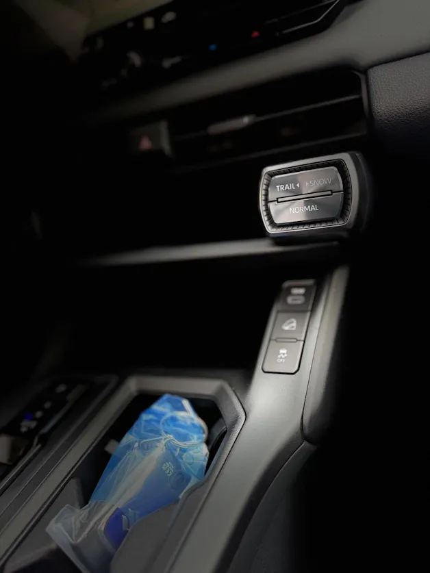 Suzuki Across 2.5 Plug-in-Hybrid Compact Top E-CVT