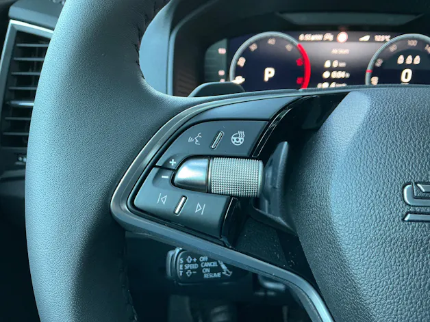 SKODA Karoq 2.0 TDI Dynamic 4x4 DSG
