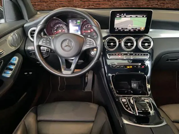 MERCEDES-BENZ GLC 350 e AMG Line 4Matic