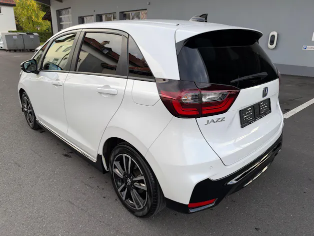 HONDA Jazz 1.5i-MMD Advance Sport E-CVT