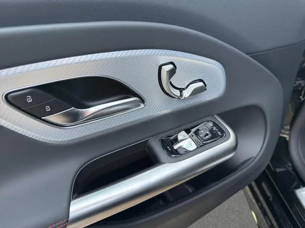 MERCEDES-BENZ CLA 250+ 85 kWh EQ