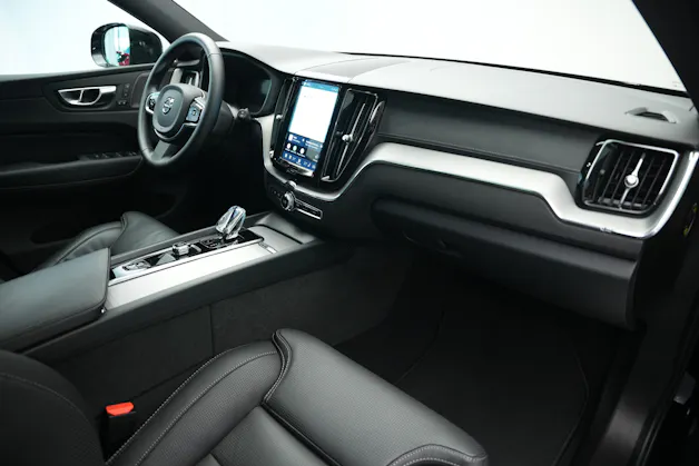 VOLVO XC60 T8 eAWD PluginHybrid Ultimate Dark Geartronic Black Edition Ultra