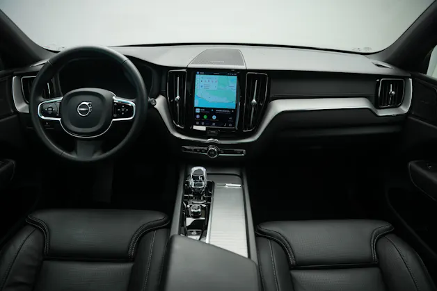VOLVO XC60 T8 eAWD PluginHybrid Ultimate Dark Geartronic Black Edition Ultra