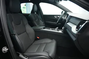 VOLVO XC60 T8 eAWD PluginHybrid Ultimate Dark Geartronic Black Edition Ultra