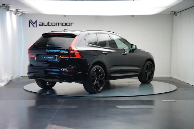 VOLVO XC60 T8 eAWD PluginHybrid Ultimate Dark Geartronic Black Edition Ultra