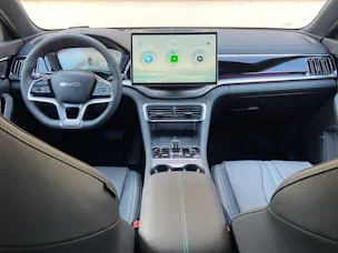 BYD Seal U DM-i Design AWD