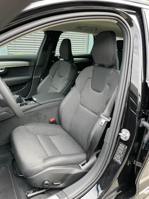 VOLVO V90 T6 eAWD Plug in Hybrid Core Geartronic mit AHK