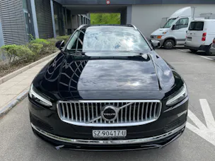 VOLVO V90 T6 eAWD Plug in Hybrid Core Geartronic mit AHK