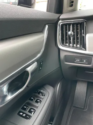 VOLVO V90 T6 eAWD Plug in Hybrid Core Geartronic mit AHK