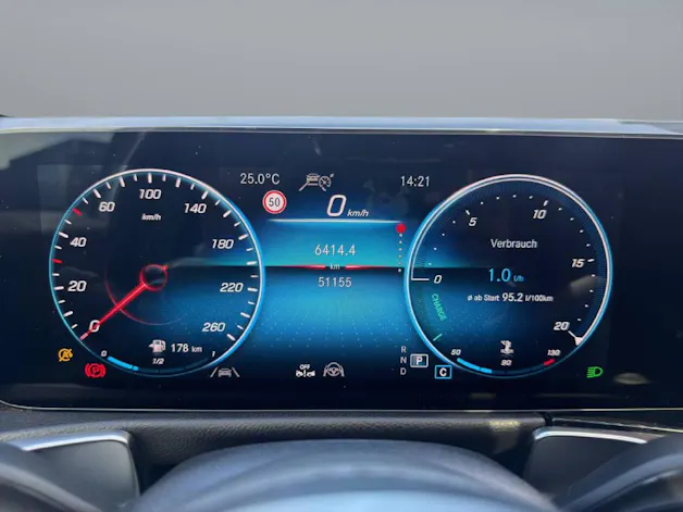 MERCEDES-BENZ GLB 250 AMG Line 4matic