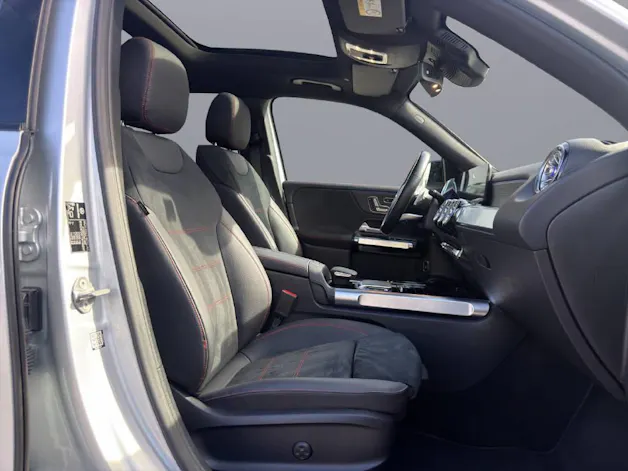 MERCEDES-BENZ GLB 250 AMG Line 4matic