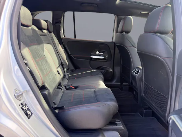 MERCEDES-BENZ GLB 250 AMG Line 4matic