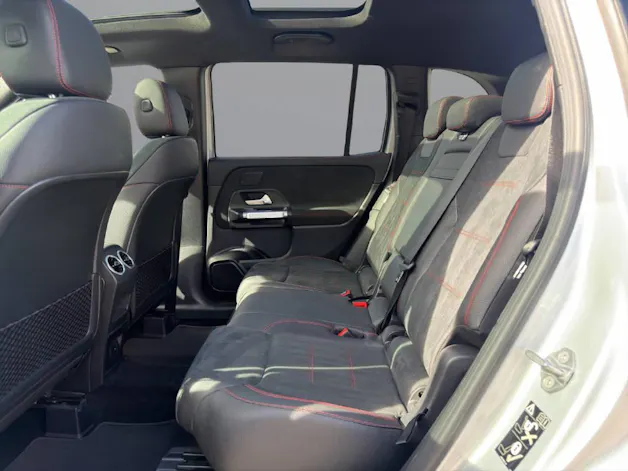 MERCEDES-BENZ GLB 250 AMG Line 4matic