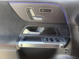 MERCEDES-BENZ GLB 250 AMG Line 4matic