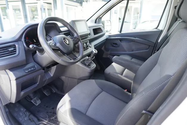 RENAULT Trafic 2.0 Blue dCi 130 Advance L1H1 EN