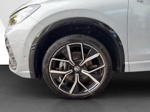 VW Tiguan 2.0 TSI R-Line DSG 4motion