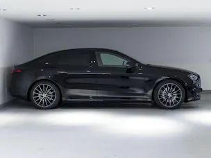 MERCEDES-BENZ C 400 4MATIC EQ