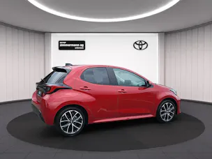 Toyota Yaris 1.5 VVT-i HSD Trend