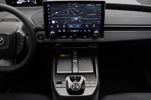 Fahrzeugbild TOYOTA C-HR+ Premium AWD