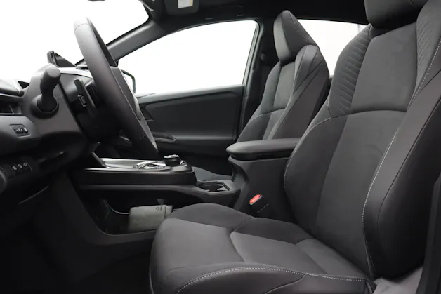 Toyota C-HR+ Premium AWD