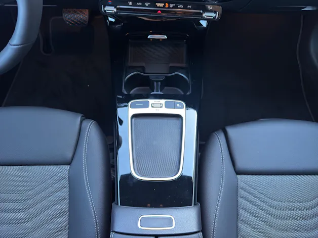 MERCEDES-BENZ A-Klasse W177 A 200 Night Star