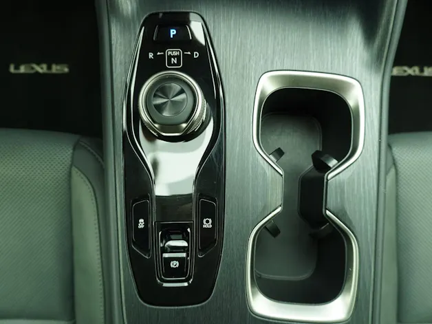 Lexus RZ 450e Comfort