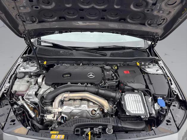 MERCEDES-BENZ A-Klasse W177 A 220 4m