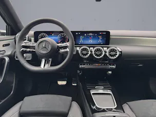 MERCEDES-BENZ A-Klasse W177 A 220 4m