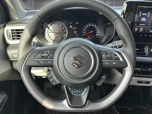 Suzuki Swift 1.2 Piz Sulai Top Hybrid 4x4