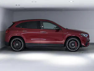 MERCEDES-BENZ GLA 35 AMG 4MATIC